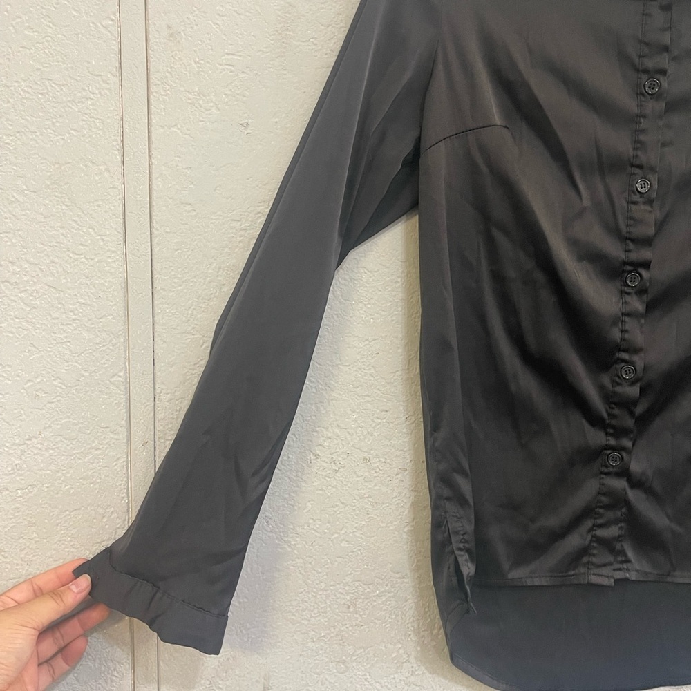 Fashion Nova - long sleeve blouse - Picture 2 of 4